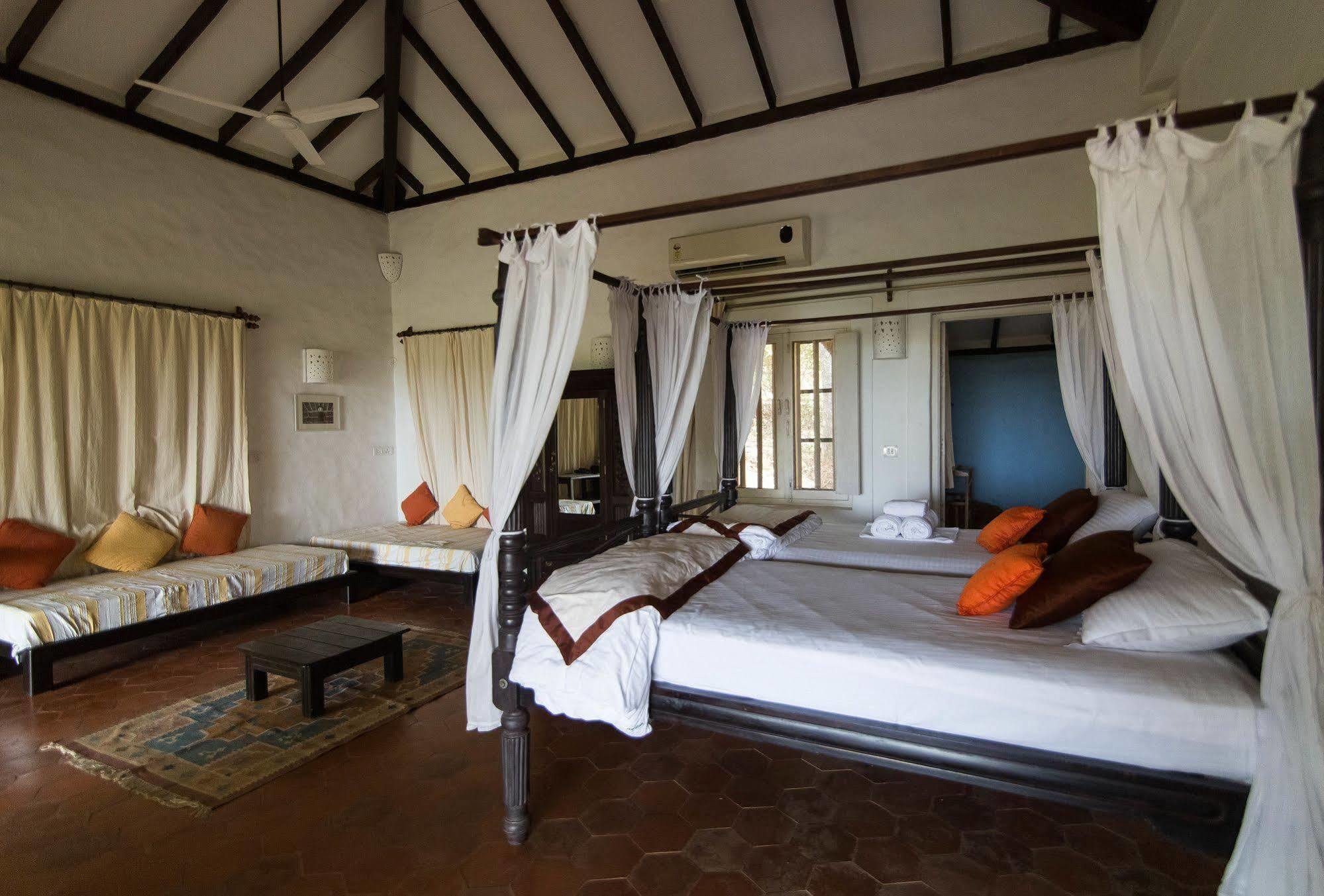Wildflower Villas - All Villa Hotel, Family Run كاندولِم المظهر الخارجي الصورة